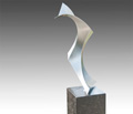 Trying 2Resist RVS tuinbeeld rvs sculpture